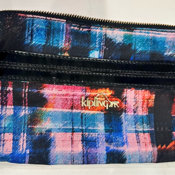 Kipling Women's Iani Crossbody Handbag with Contrast Trim - Picture 2 of 4